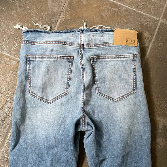 Band of Gypsies Light Blue Distressed Frayed Hem Button Fly Skinny Jeans Sz 30 - Picture 4 of 12